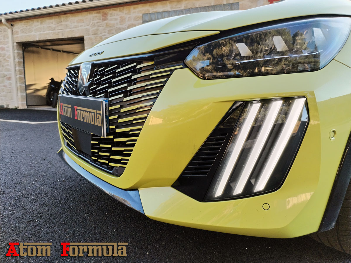 PEUGEOT 208 GT HYBRID 110 ch e-DCS6