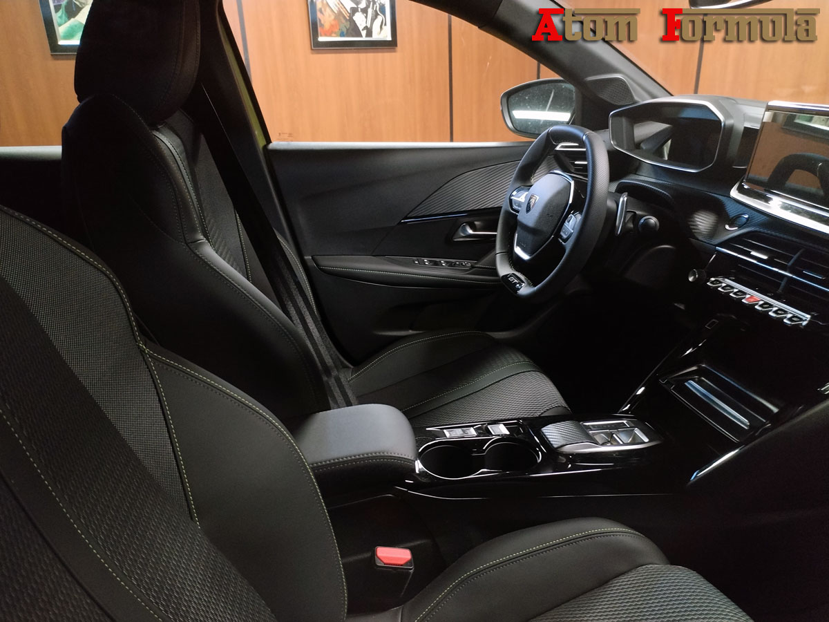 PEUGEOT 208 GT HYBRID 110 ch e-DCS6