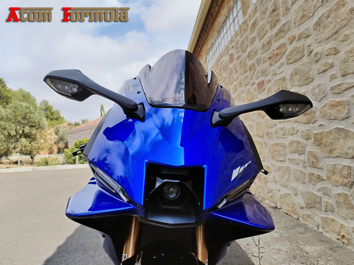 YAMAHA YZF-R9