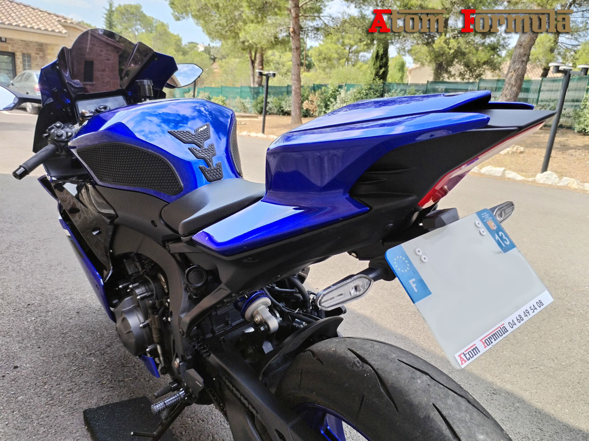 YAMAHA YZF-R9
