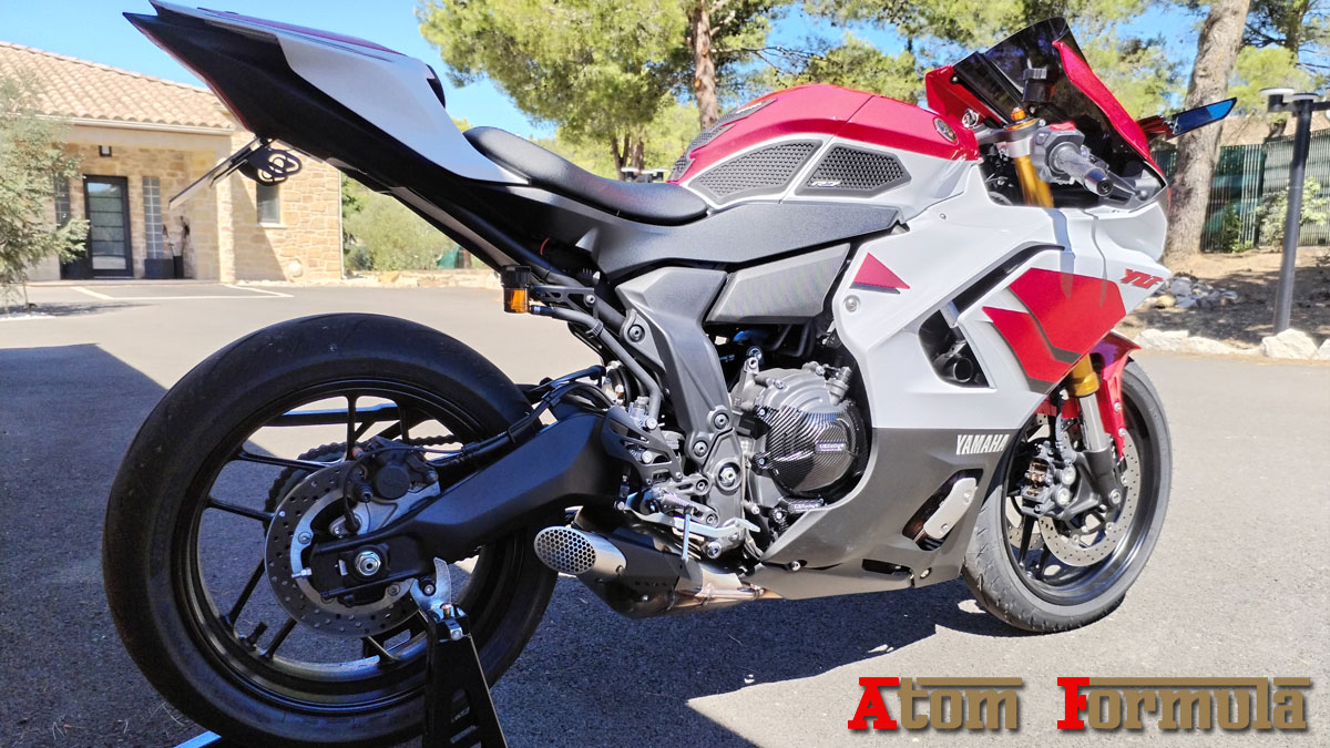 YAMAHA YZF-R7 70TH Anniversaire